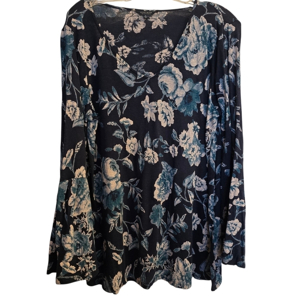Lucky Brand Blue and White Floral Long Sleeve Blouse Top